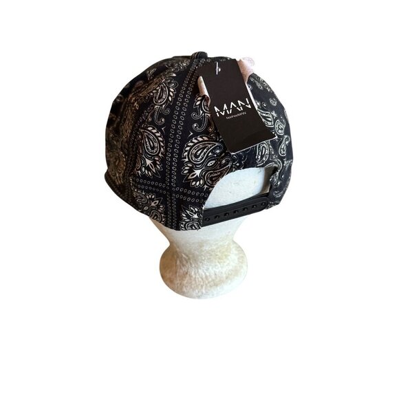 Boohoo MAN Paisley Bandana Print Snapback Hat Adjustable - Picture 2 of 5